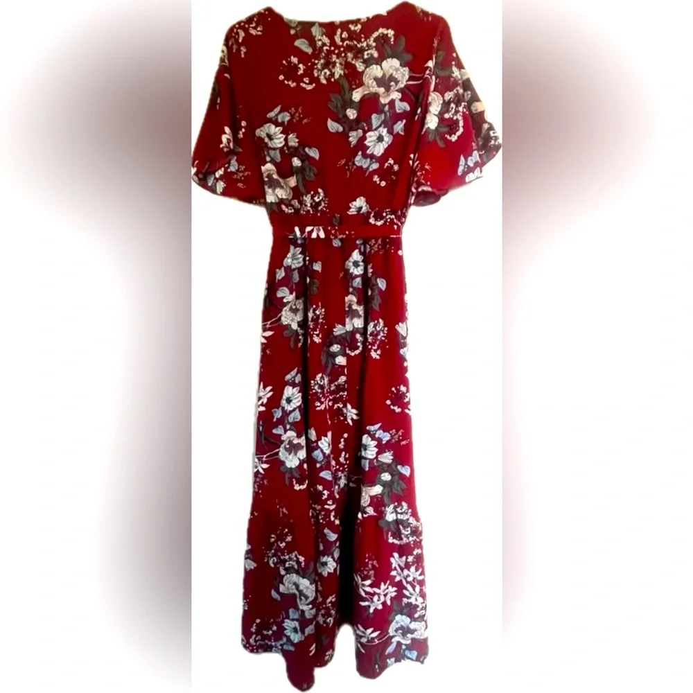 Red Flutter Sleeve Maxi Sundress. Excellent condition. Women’s Size Large